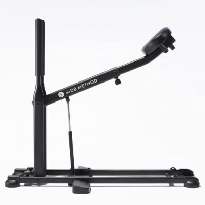 Low-Impact Total Body Squat Machine